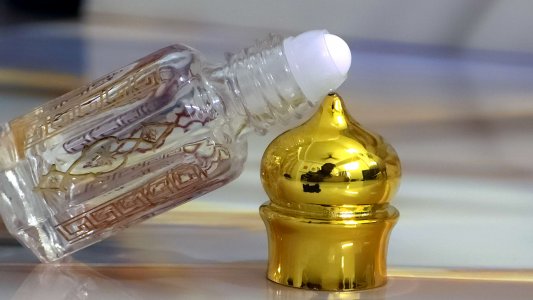 Premium Musk Attar (Concentrated Perfume Oil) - Natural, Long-Lasting, Alcohol-Free